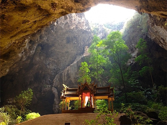 Hasil gambar untuk ROLLER CAVE NATIONAL PARK